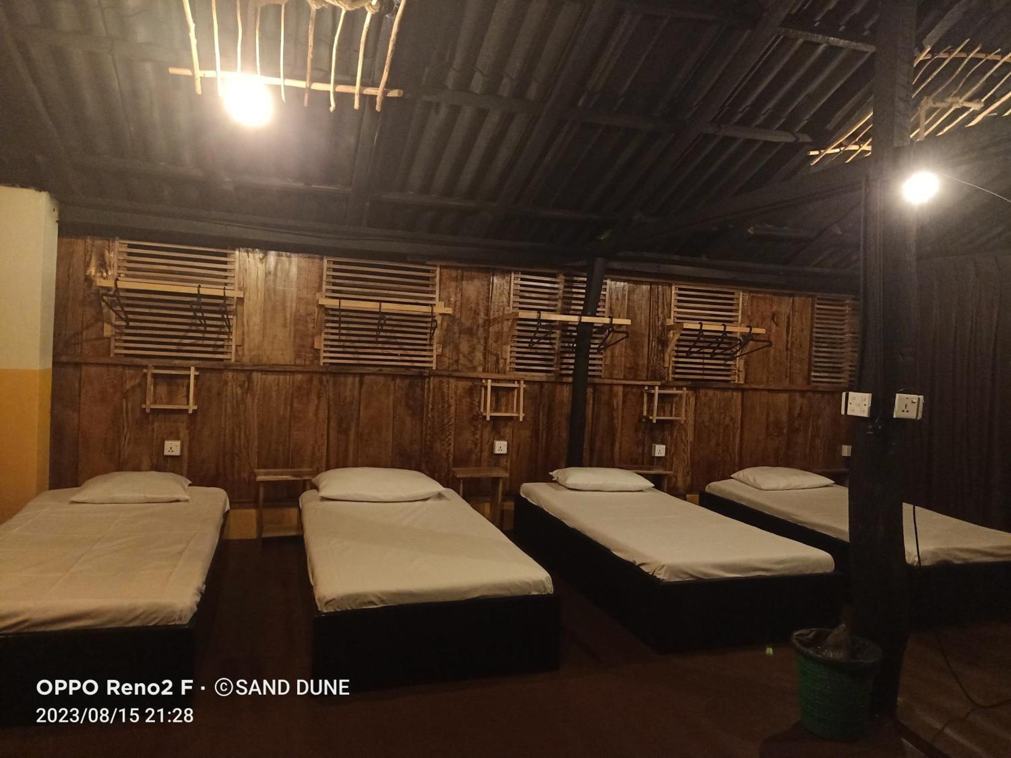 Sand Dune Beach Resort & Surf Camp Arugam Bay Exterior photo