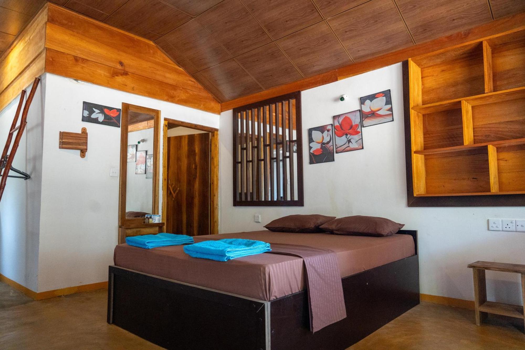 Sand Dune Beach Resort & Surf Camp Arugam Bay Exterior photo
